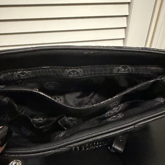 Blackcraft Cult Charlotte Quilted Black Shoulder/Crossbody Bag Webbed Design - Picture 6 of 7